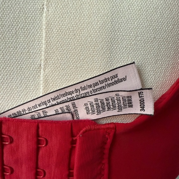 VS wireless push up bra - Picture 4 of 5